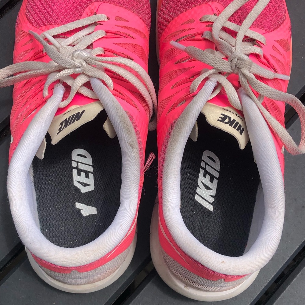 Nike ID Free Run Women’s Tennis Shoe - Picture 5 of 6